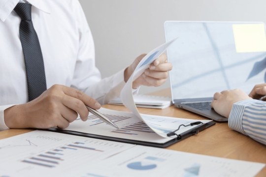 What Does a CRM Consultant Do?